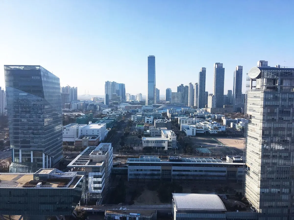 The November Stay In Honestar Incheon Aparthotel